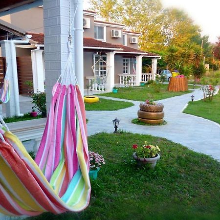Demis Apartments Сідарі Екстер'єр фото