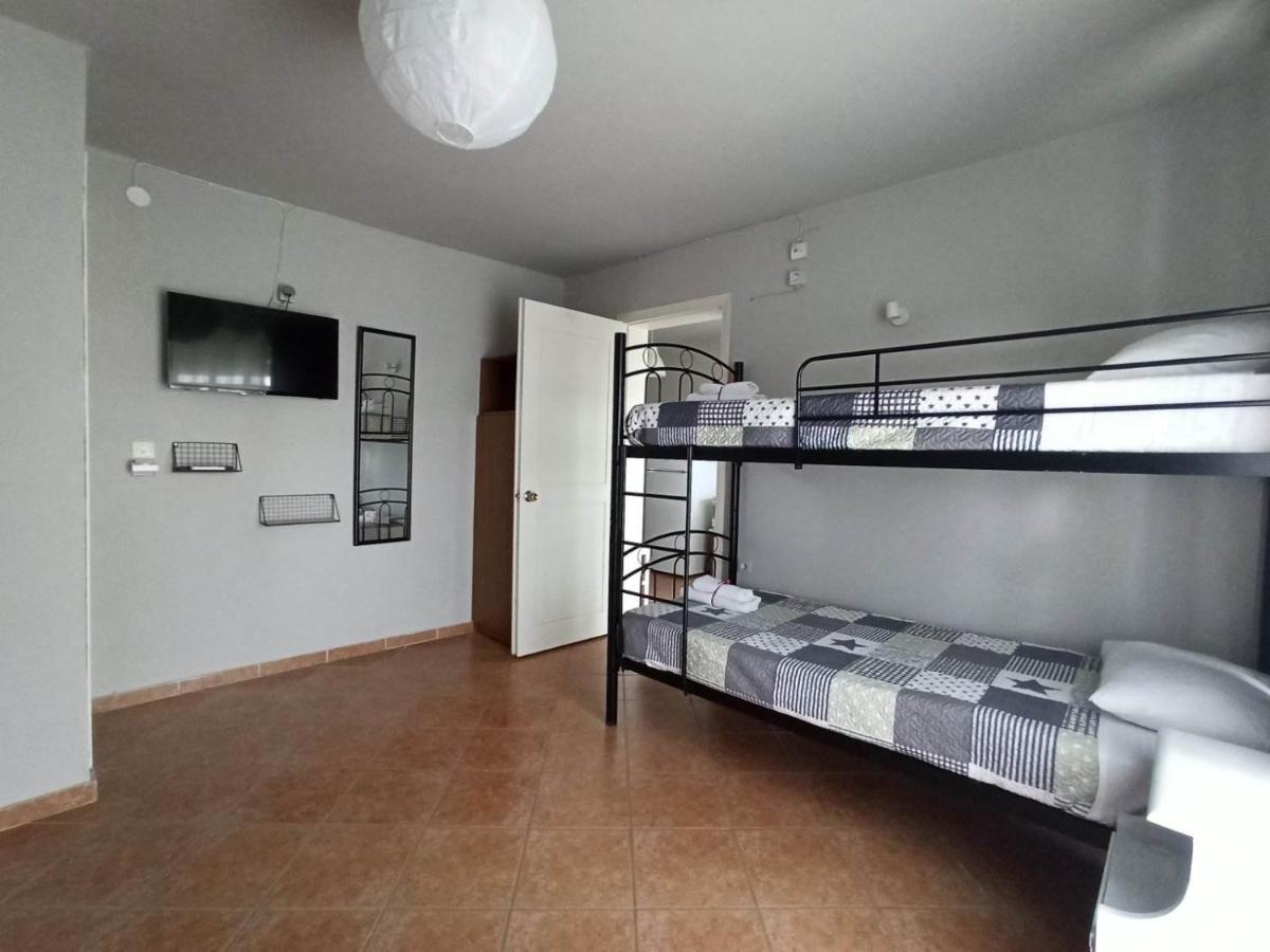 Demis Apartments Сідарі Екстер'єр фото