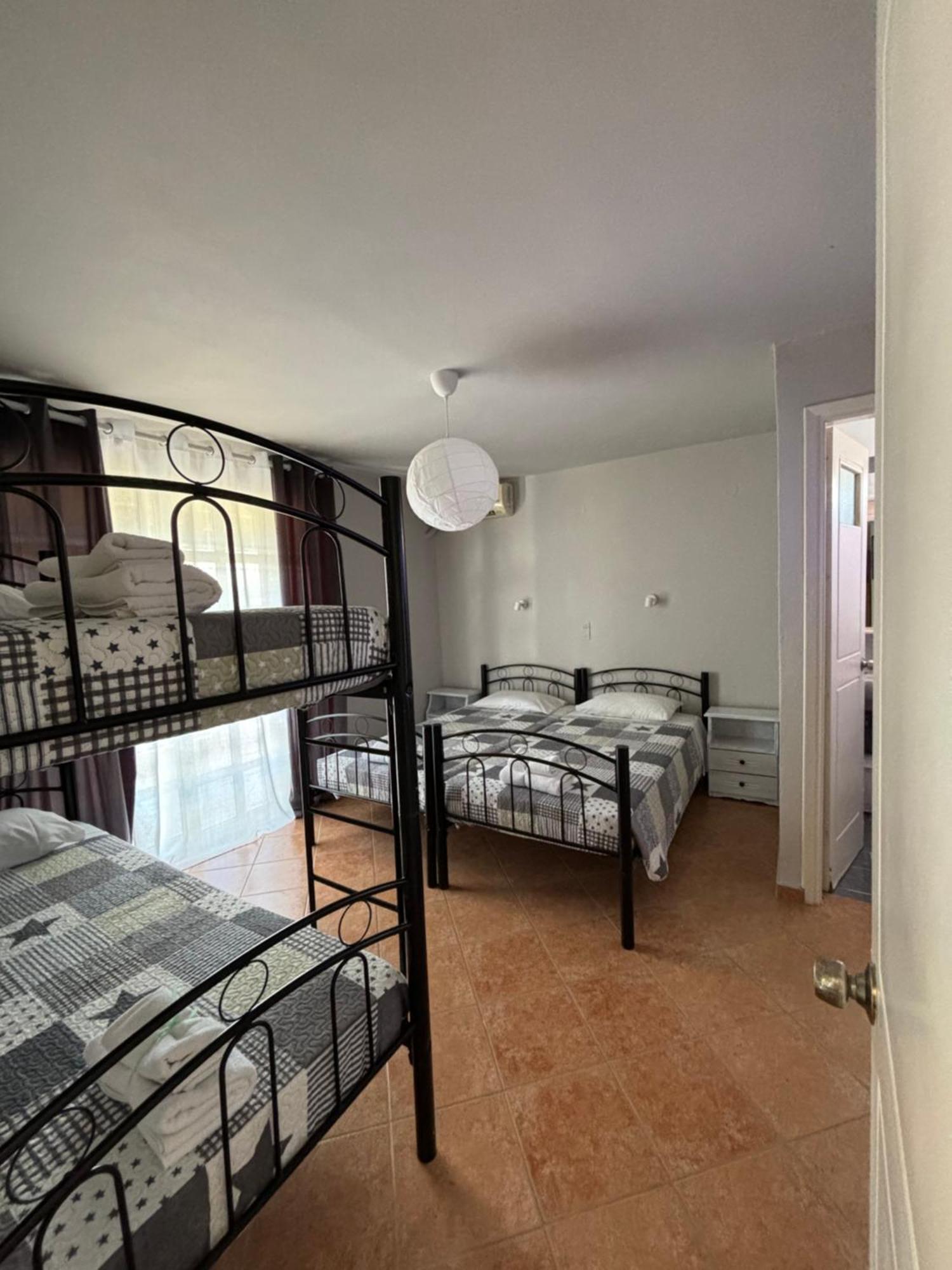 Demis Apartments Сідарі Екстер'єр фото